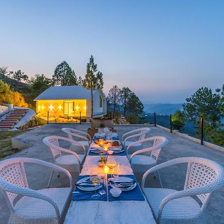 Stayvista At Luna Nova With Outdoor Pool - 拉尼凯特 外观 照片