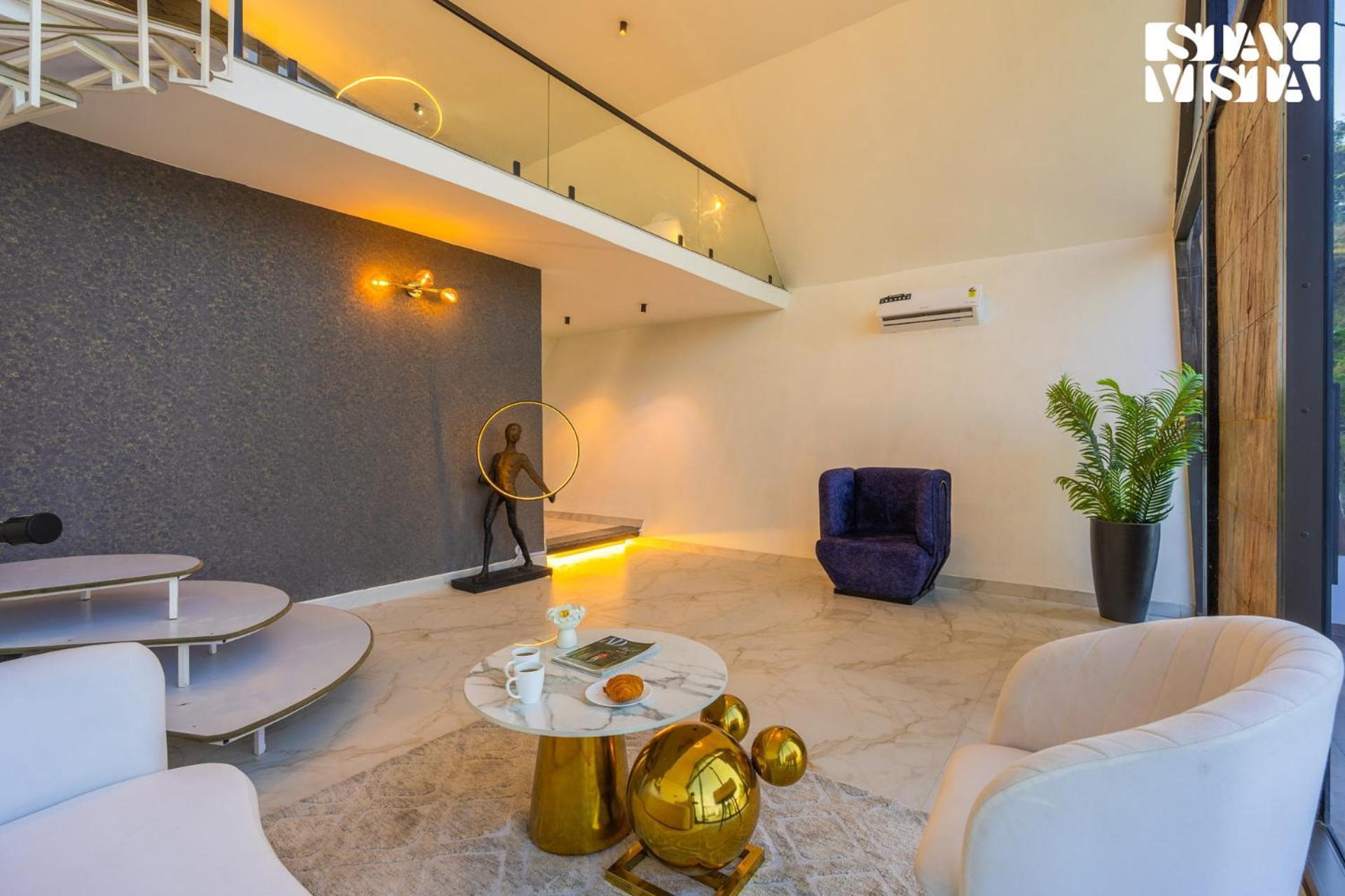Stayvista At Luna Nova With Outdoor Pool - 拉尼凯特 外观 照片