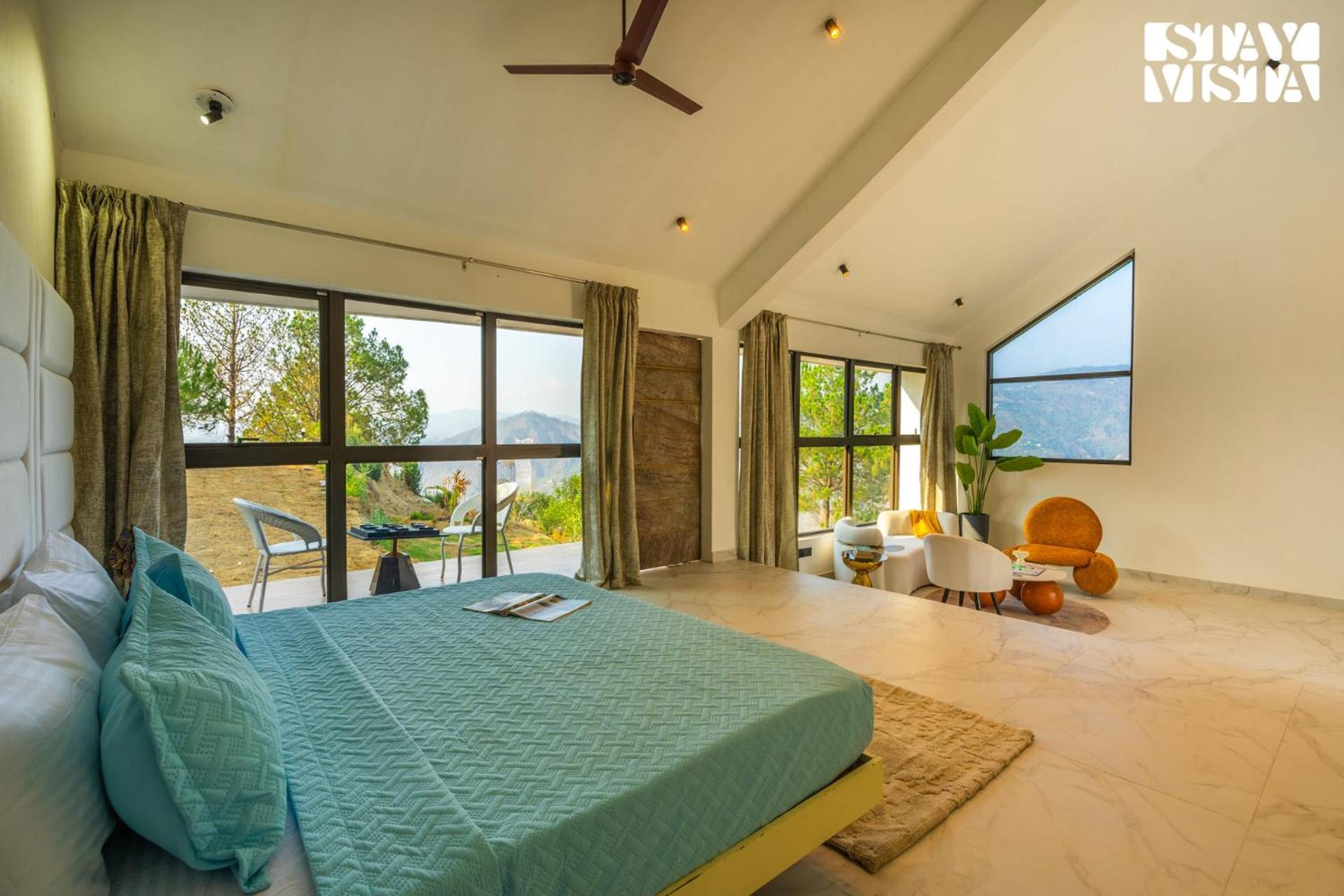 Stayvista At Luna Nova With Outdoor Pool - 拉尼凯特 外观 照片