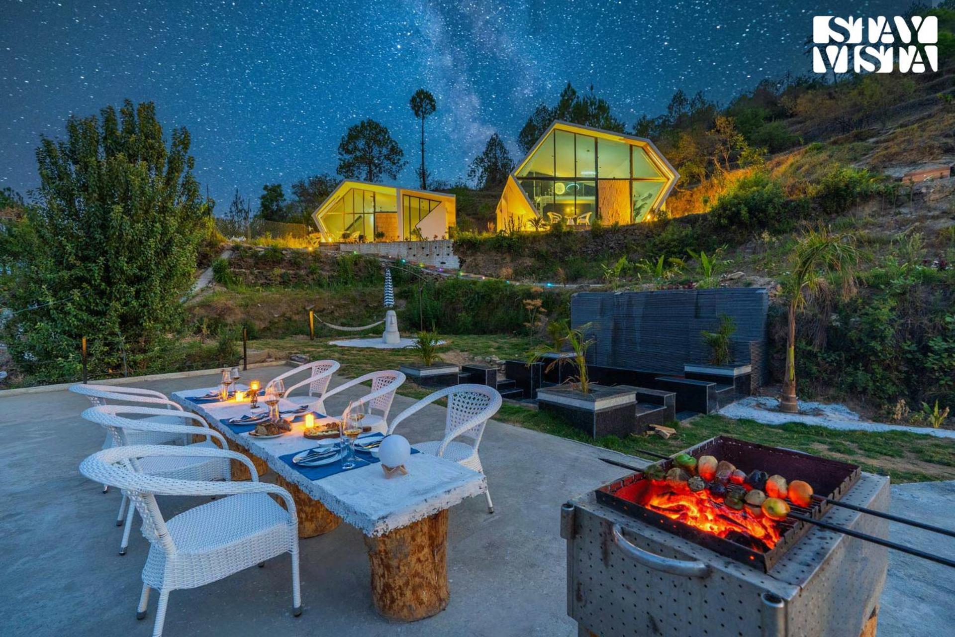 Stayvista At Luna Nova With Outdoor Pool - 拉尼凯特 外观 照片